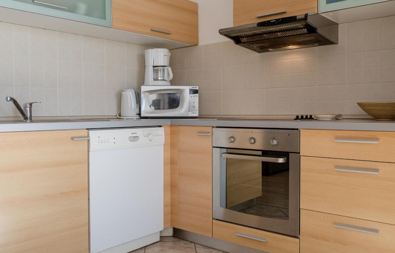 Apartments Silvana In Kampor Eksteriør bilde
